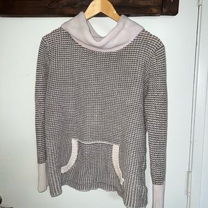 Old navy knit swater